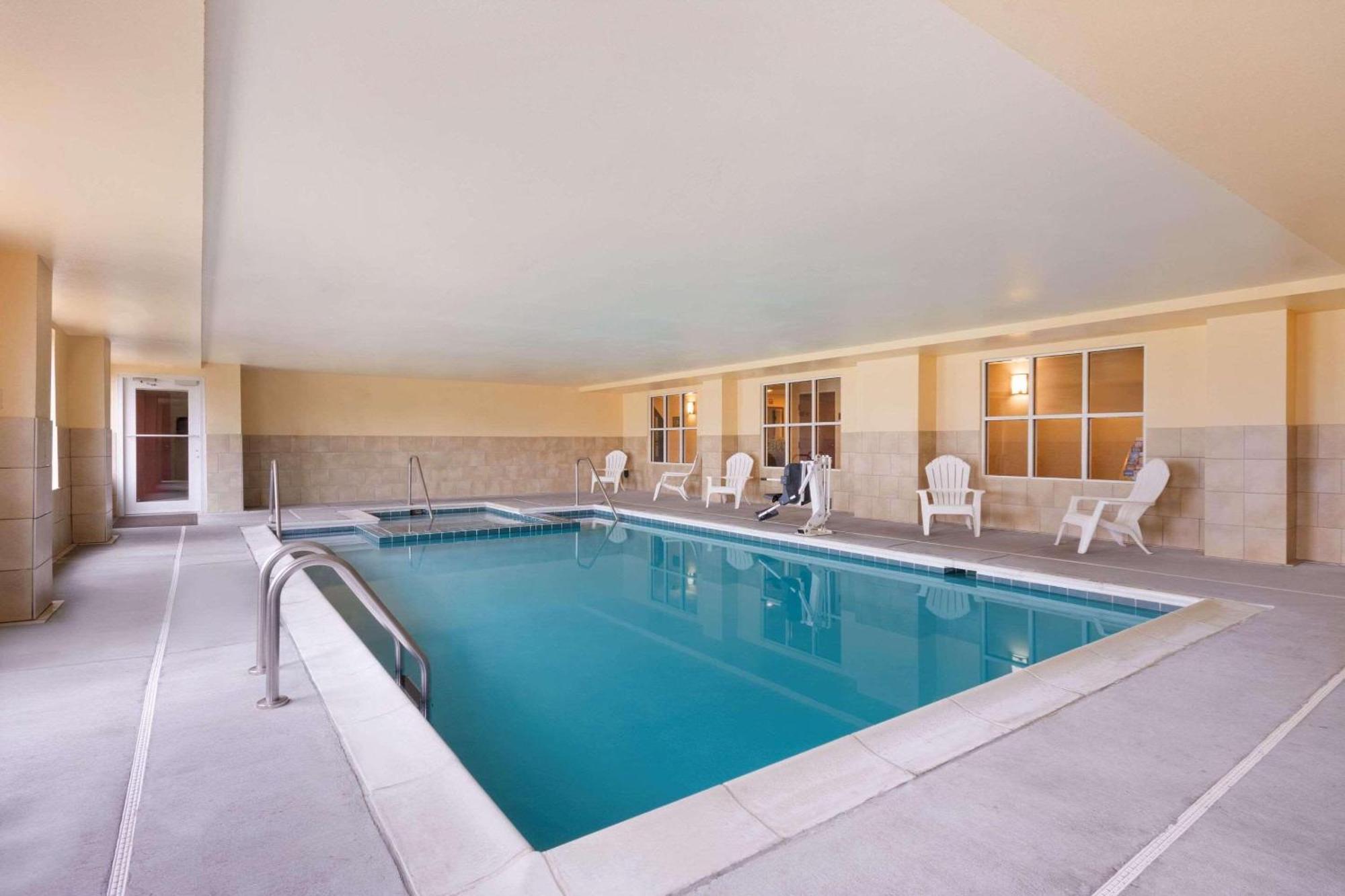 Country Inn & Suites By Radisson, Wytheville, Va Экстерьер фото